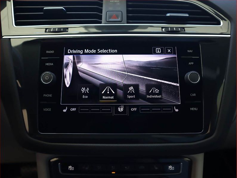 Volkswagen Tiguan (2019) 1.5 TSI - fotka 17 z 23