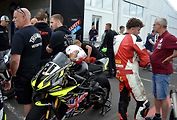 Motocykl Kevina Wahra třídy Supersport při přejímce.