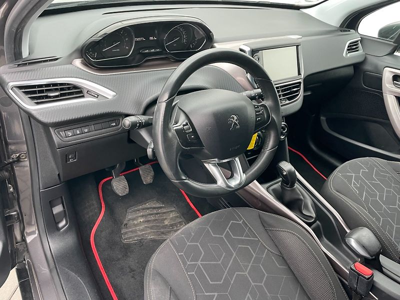 Peugeot 2008 (2014) 1.6HDi Klima! - fotka 11 z 28