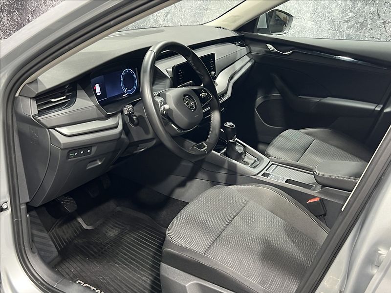 Škoda Octavia 2,0 TDI Ambition 1.majitel CZ - fotka 9 z 40