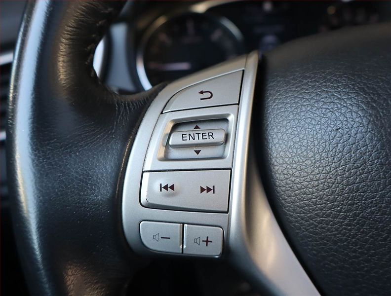 Nissan X-Trail (2015) 1.6 dCi, 4X4, Navi, Xenony - fotka 18 z 26