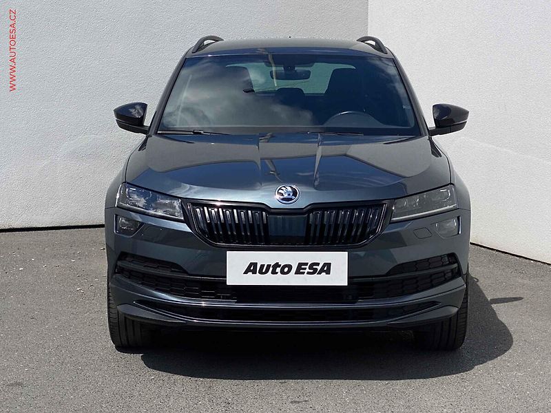 Škoda Karoq (2019) 2.0 TSi 4x4, SportLine, DSG - fotka 2 z 21