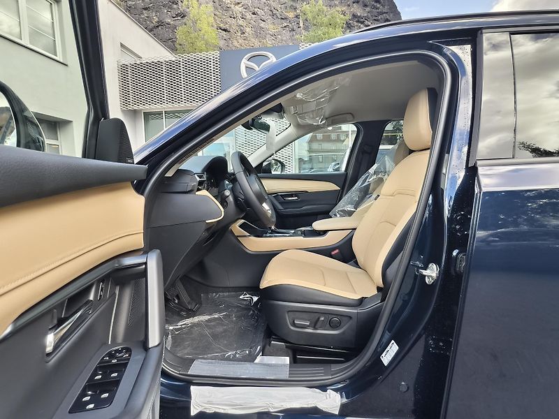 Mazda CX-5 (2026) 2.5i HOMURA 4x4AWD, SKLADEM - fotka 8 z 17