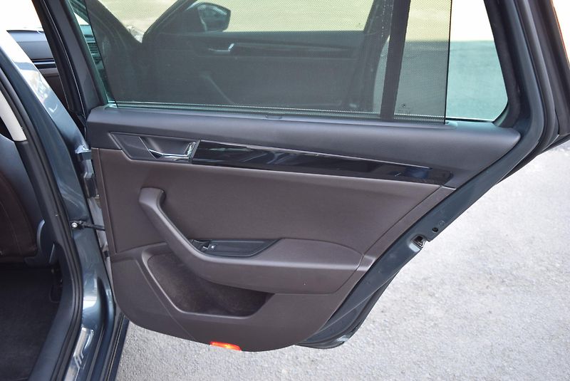 Škoda Superb (2017) 2.0TDI 110kw 4x4 L&K PAN TAŽNÉ - fotka 49 z 50