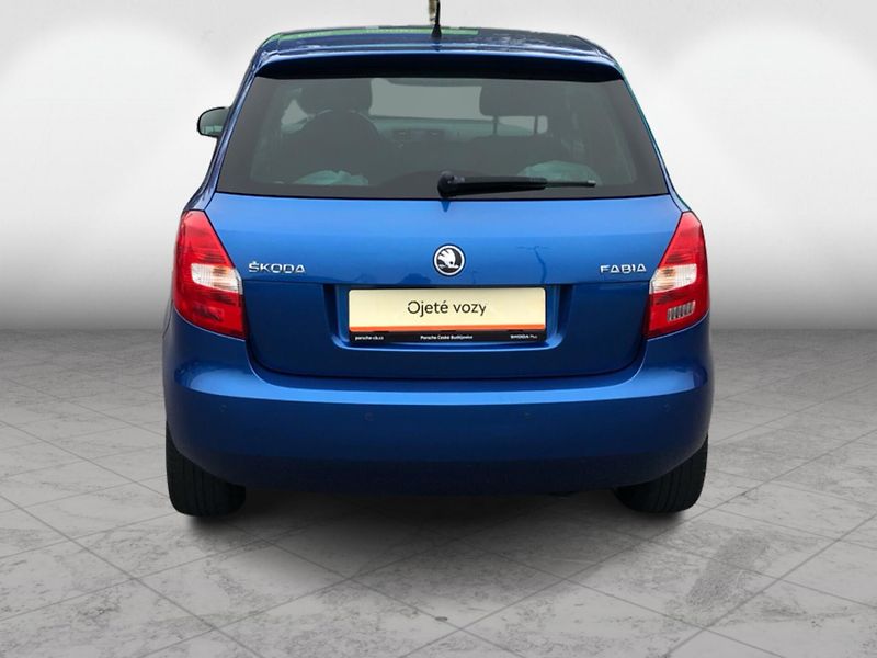 Škoda Fabia 1.2 HTP AMBITION - fotka 9 z 27