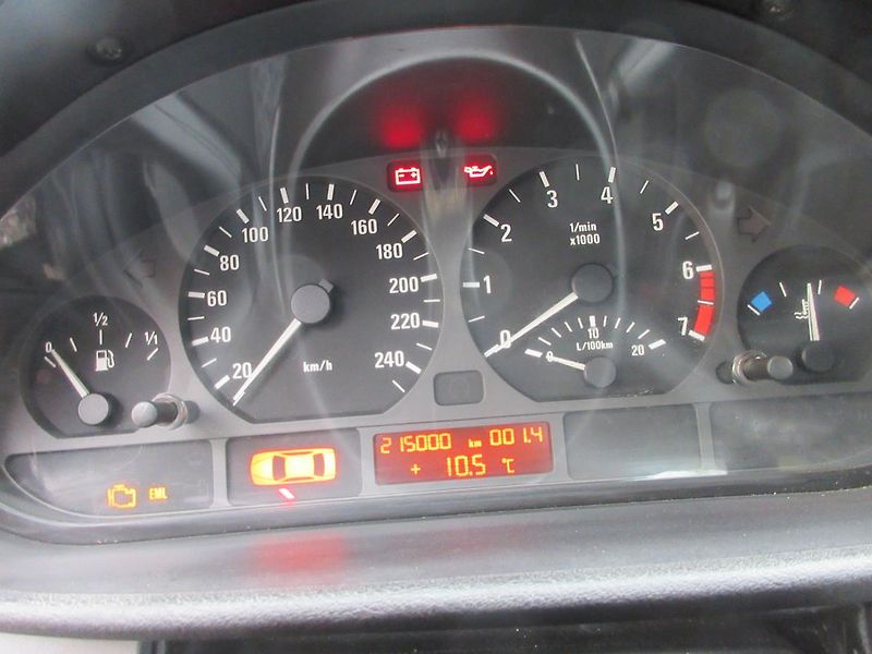 BMW Řada 3 (2002) 316 TI COMPACT 85 KW - fotka 5 z 14