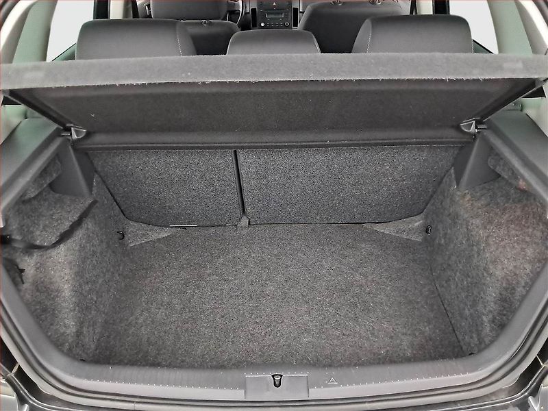 Volkswagen Polo (2009) 1.2 12V, nová STK - fotka 14 z 16