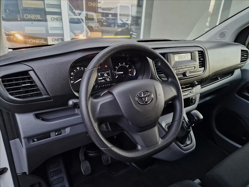 Toyota ProAce Verso 2.0 D-4d 140k L2 106kW - fotka 20 z 45