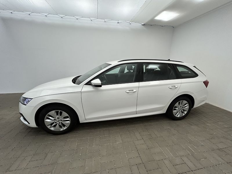 Škoda Octavia 1.5 TSI Ambition - fotka 3 z 26