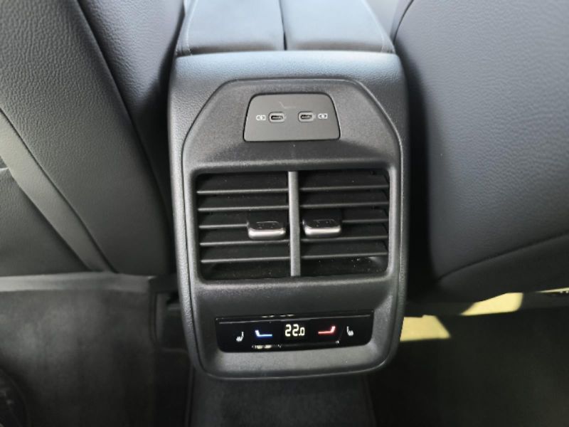 Škoda Superb 2.0 TDi 4x4 Sportline - fotka 24 z 27