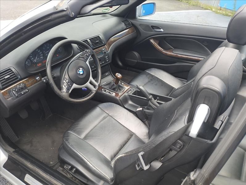 BMW Řada 3 320i 105KW KABRIO   2,0 - fotka 7 z 18