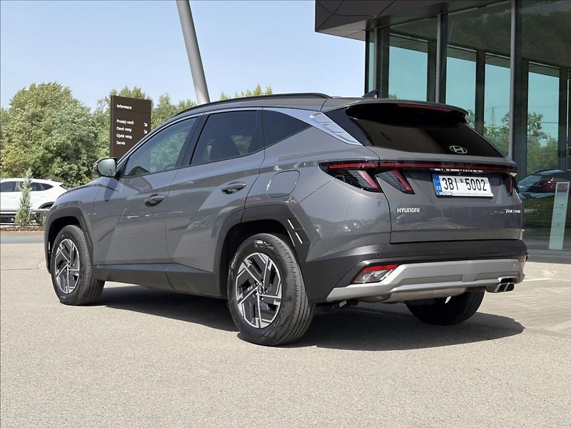 Hyundai Tucson 1,6 T-GDI  FL Style - fotka 2 z 23