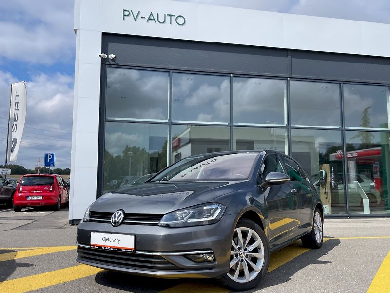 Volkswagen Golf (2018) 1.4 TSI 92 kW Maraton Edition - fotka 35 z 35
