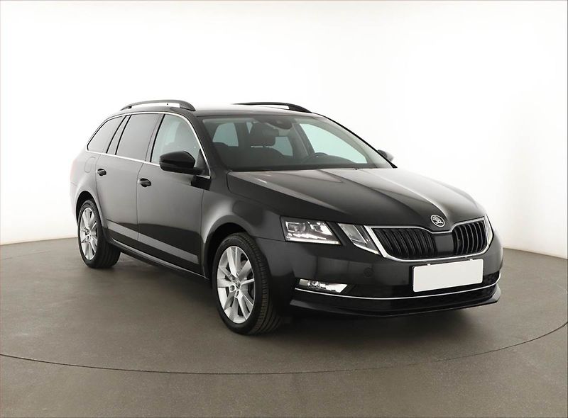 Kia Ceed (2012) 1.6 CRDi, po STK, Tažné, Klima - fotografie inzerátu