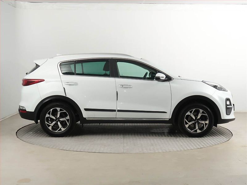 Kia Sportage (2020) 1.6 GDI, LPG, Serv.kniha, Navi - fotka 6 z 20