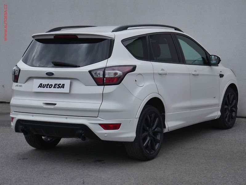 Ford Kuga (2017) 2.0 TDCi 4x4, ČR, ST-Line - fotka 4 z 23