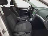 Škoda Octavia (2010) 1.6 TDI, Xenony, Tempomat - náhled 9