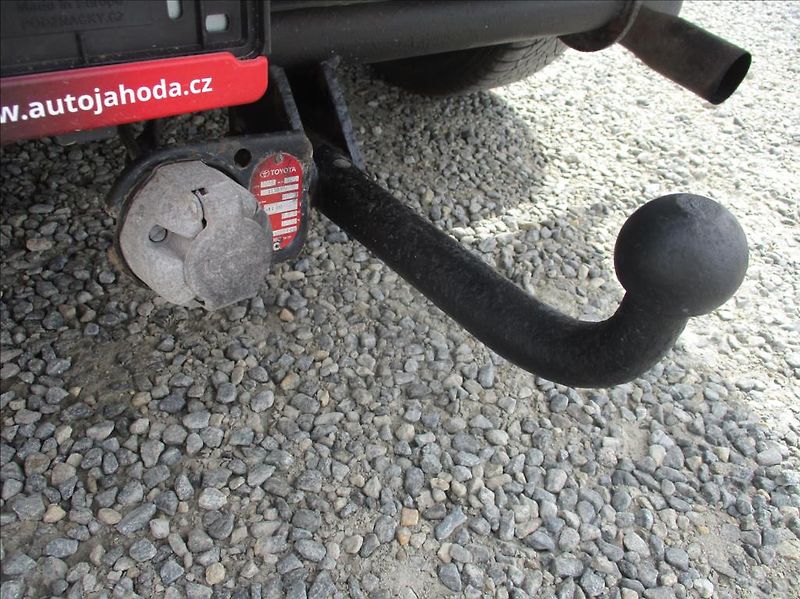 Toyota RAV4 2,0 D4D, 4x4,digiklima,tažné, - fotka 32 z 33