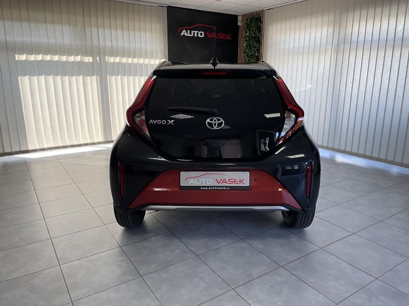 Toyota Aygo X AUTOMAT ČR REZERVACE  - fotka 9 z 27