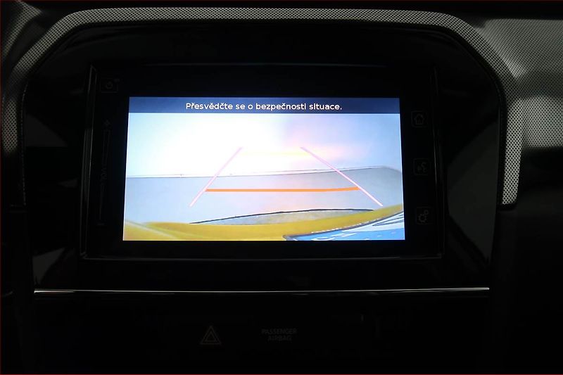 Suzuki Vitara (2024) Elegance 1.4 BoosterJet - fotka 16 z 19