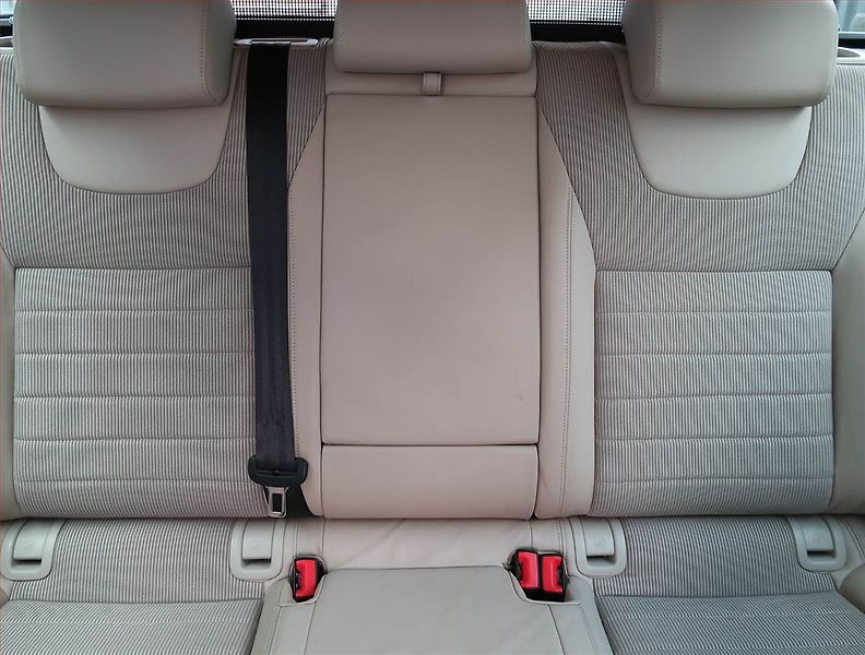 Škoda Octavia (2015) 2.0 TDI, Automat, Serv.kniha - fotka 10 z 19