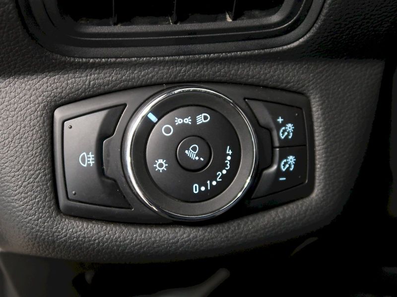 Ford B-MAX (2014) TREND 1.0EcoBoost 74KW - fotka 13 z 23