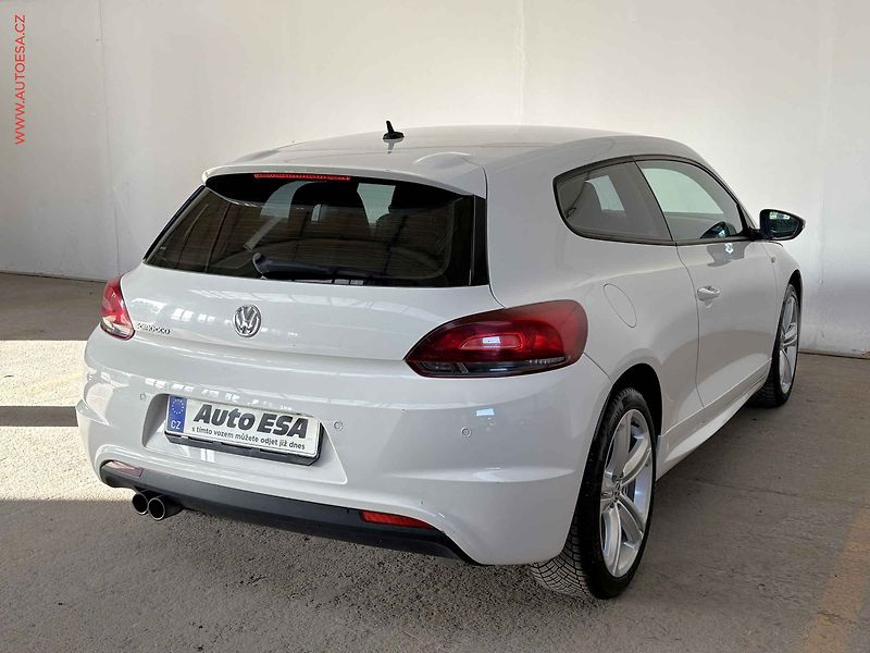 Volkswagen Scirocco (2012) 2.0 tsi - fotka 4 z 16
