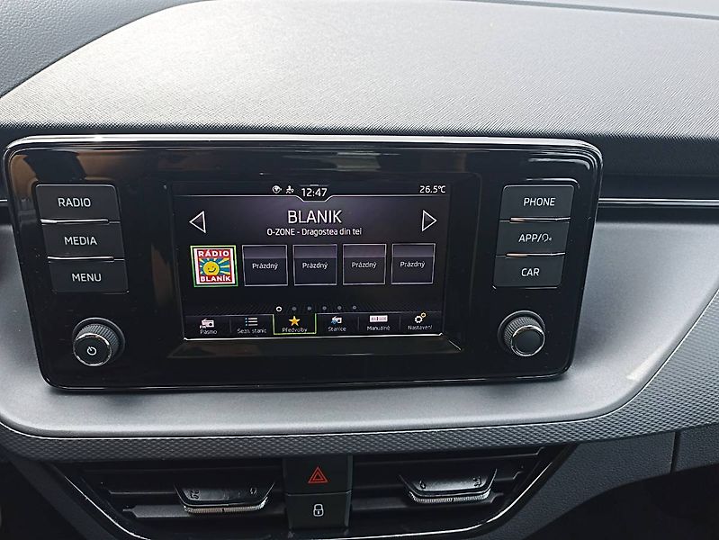 Škoda Kamiq (2021) 1.5 TSI 110kW tažné LED manuál - fotka 17 z 35