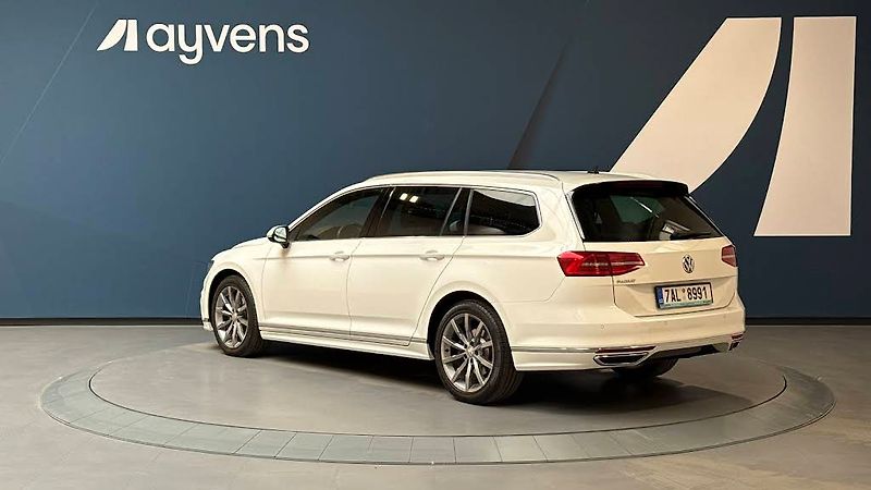 Volkswagen Passat 2.0TDI BMT 110kW DSG R-line Va - fotka 3 z 4