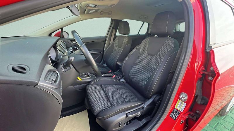 Opel Astra K 1.4 TURBO  Sports Tourer Fle - fotka 25 z 44