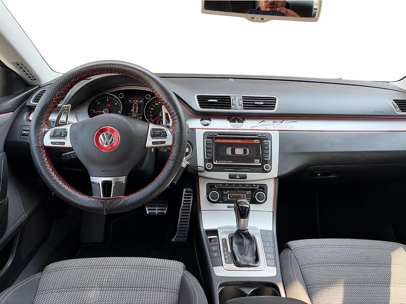 Volkswagen Passat CC 2.0TDi DSG 103kW - fotka 5 z 20