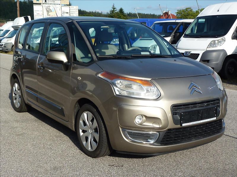 Citroën C3 Picasso 1,6 HDi Exclusive světlá kůže - fotka 4 z 47
