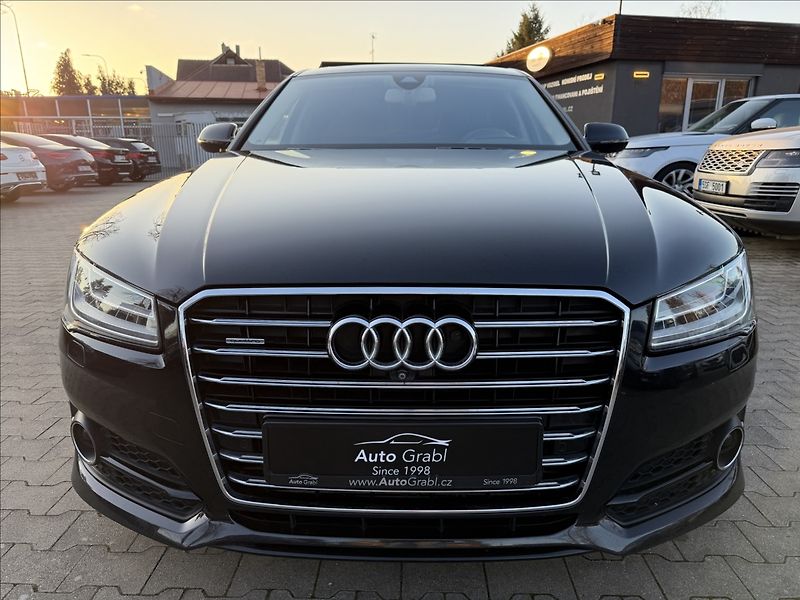 Audi A8 L 50Tdi - fotka 2 z 40