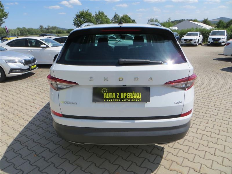 Škoda Kodiaq 2,0 TSI 140kW DSG 4x4 Style - fotka 6 z 28