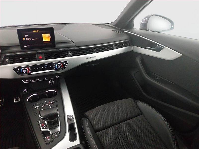 Audi A4 (2016) S-Line 2.0 TDI, 4X4, Automat - fotka 8 z 23