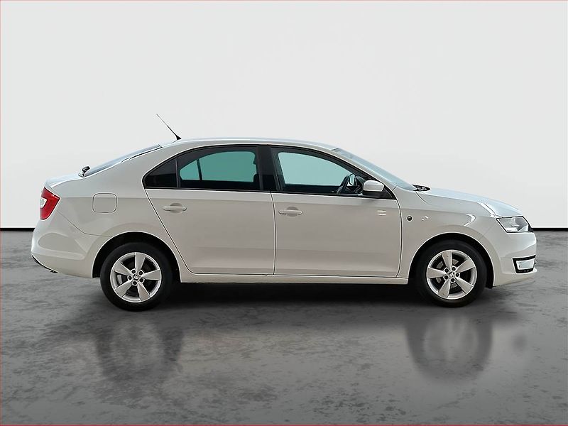 Škoda Rapid (2014) 1.2 TSI, ČR,1.maj - fotka 6 z 16