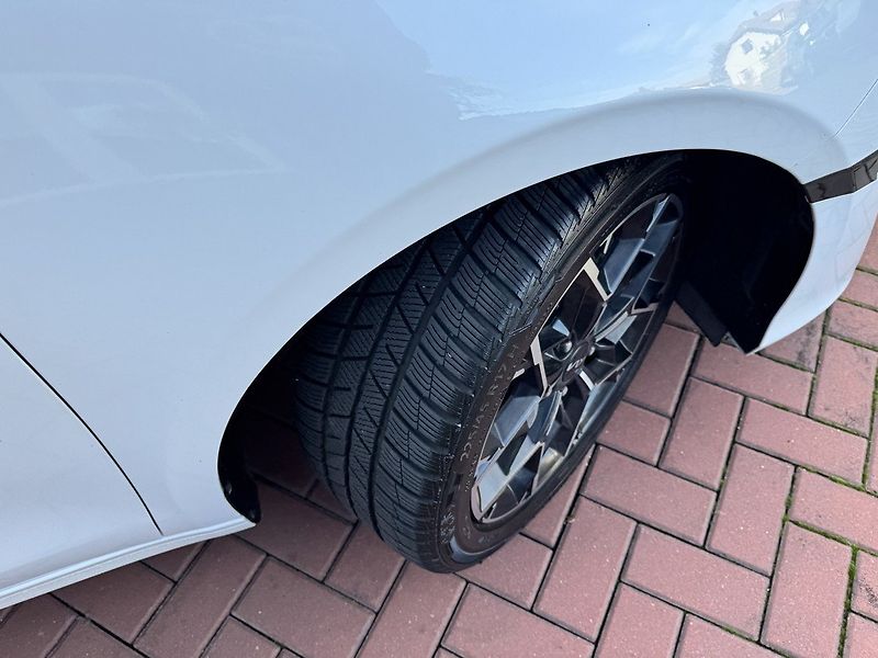 Kia Ceed (2022) 1.5i TGDi GT-Line Automat LED - fotka 46 z 49
