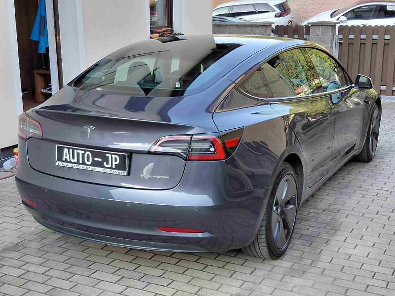 Tesla Model 3 AWD Long Range  ACC  LED  NAVI - fotka 3 z 10