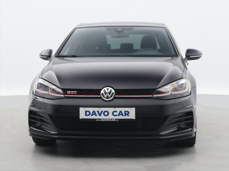 Volkswagen Golf 2,0 TSI GTI 180kW Performance - fotka 2 z 28