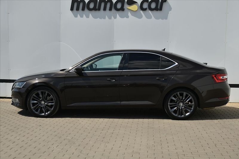 Škoda Superb 2.0 TSI 206kW DSG 4x4 STYLE ČR - fotka 4 z 33