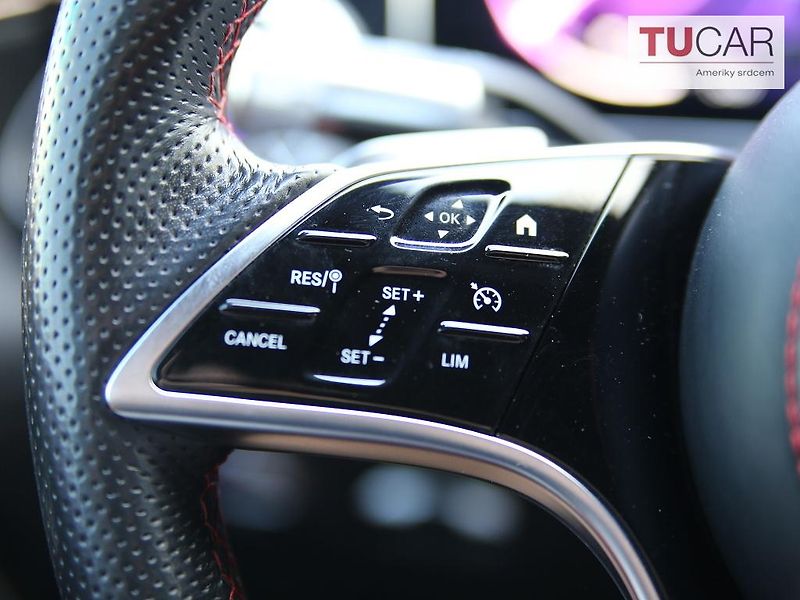 Mercedes-Benz EQS (2022) 450+ AWD - fotka 16 z 31
