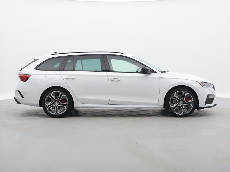 Škoda Octavia 2,0 TSI 180kW DSG RS 1.Maj - fotka 8 z 40