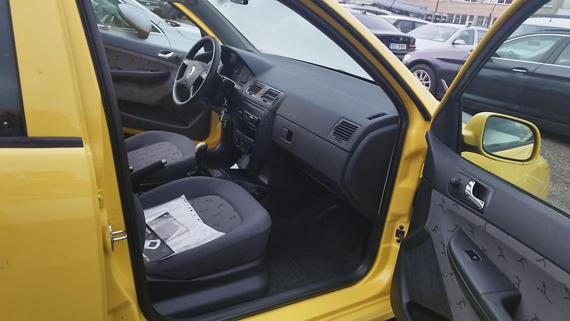 Škoda Fabia 1.9SDI, volat-608 081 843 - fotka 14 z 16