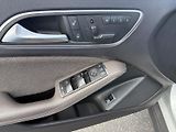 Mercedes-Benz GLA (2014) - náhled 14