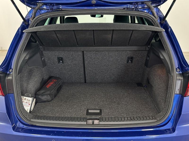 Seat Arona FR - fotka 10 z 28