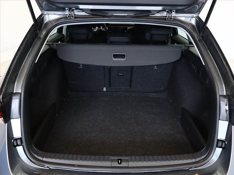 Škoda Octavia (2023) 1.5 TSI - fotka 11 z 18