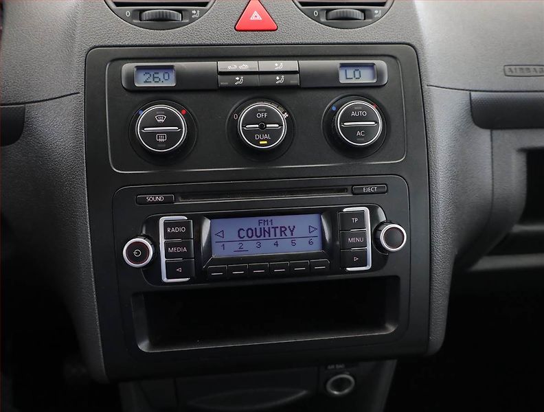 Volkswagen Caddy (2010) Maxi 1.9 TDI, 5Míst - fotka 8 z 14