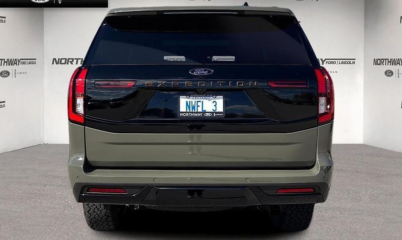 Ford Expedition (2025) Tremor AWD  - fotka 2 z 13
