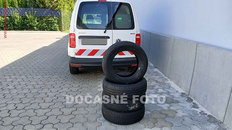 Volkswagen Caddy (2020) 1.4TGi BOTT, AC, +pneu - fotka 15 z 15