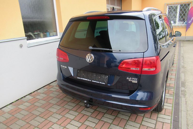 Volkswagen Sharan 2.0 TDi 4x4 TAŽNÉ NA 2,4t - fotka 9 z 34